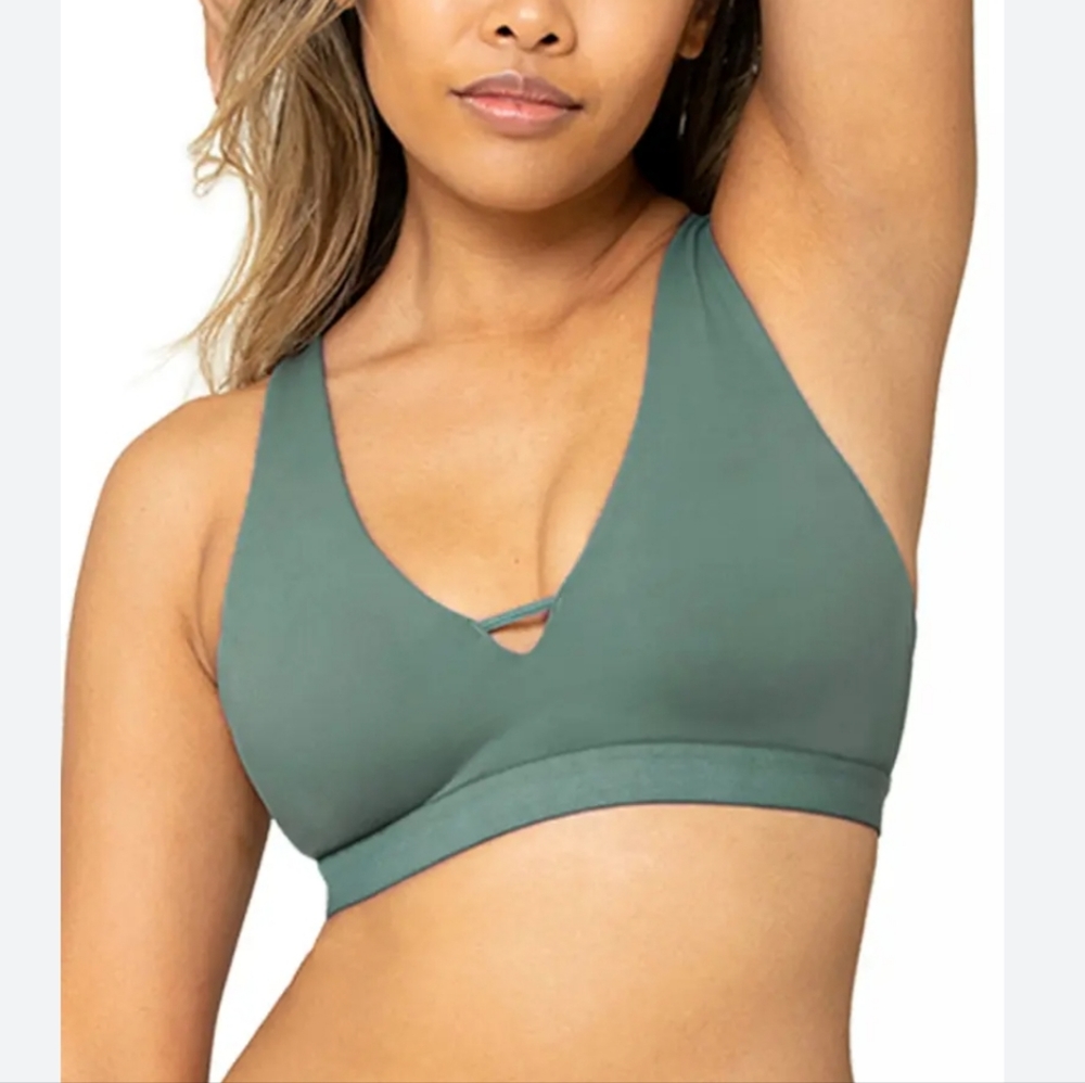 LIVELY Eco Deep V Bralette